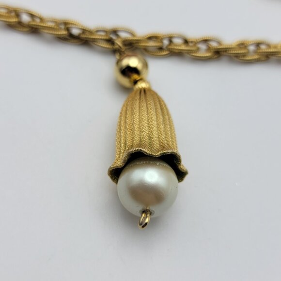 Vtg. Gold Tone Fancy Wheat Link Chain White Faux Pearl Drop Pendant Necklace 22" - Picture 2 of 7